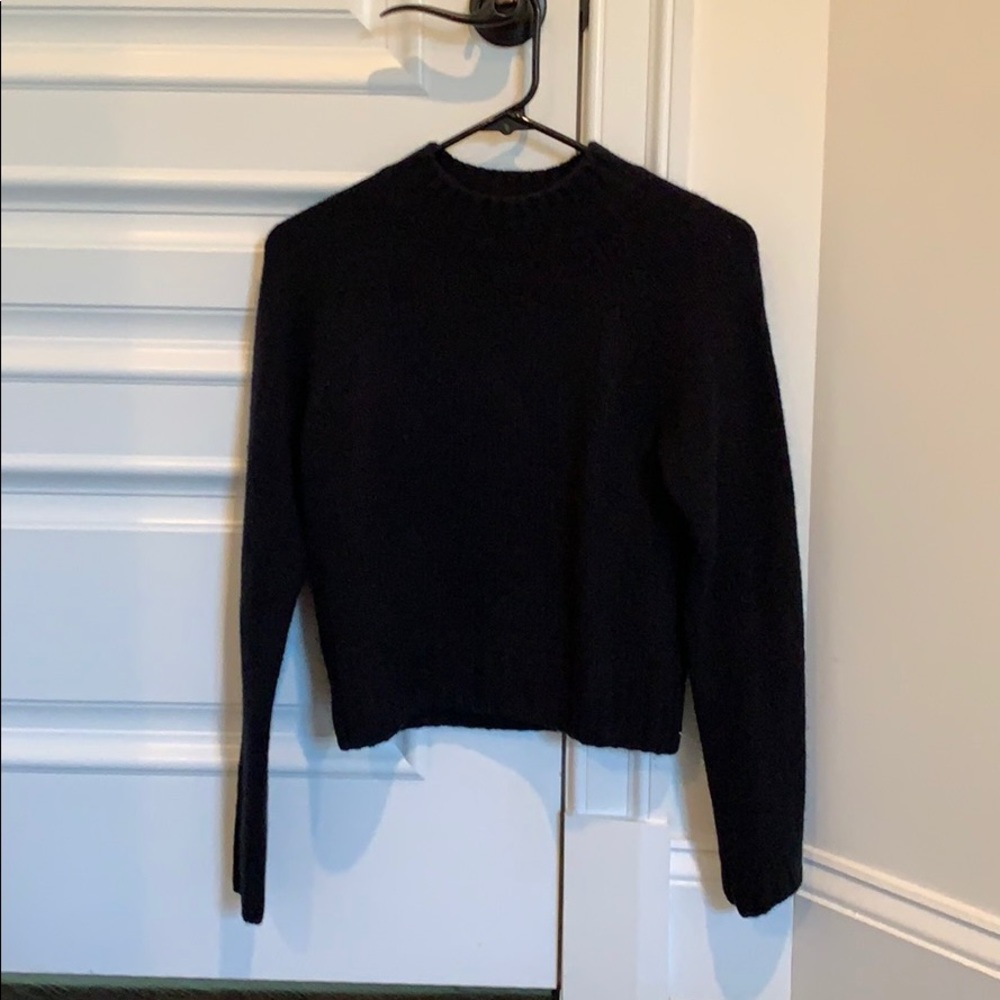Vince Small black shrunken cashmere sweater